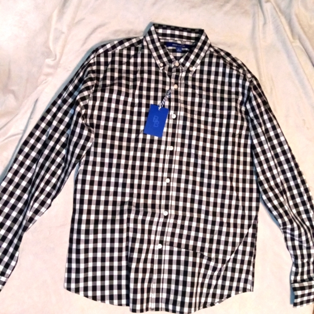 Bowery and brome button up black and white shirt